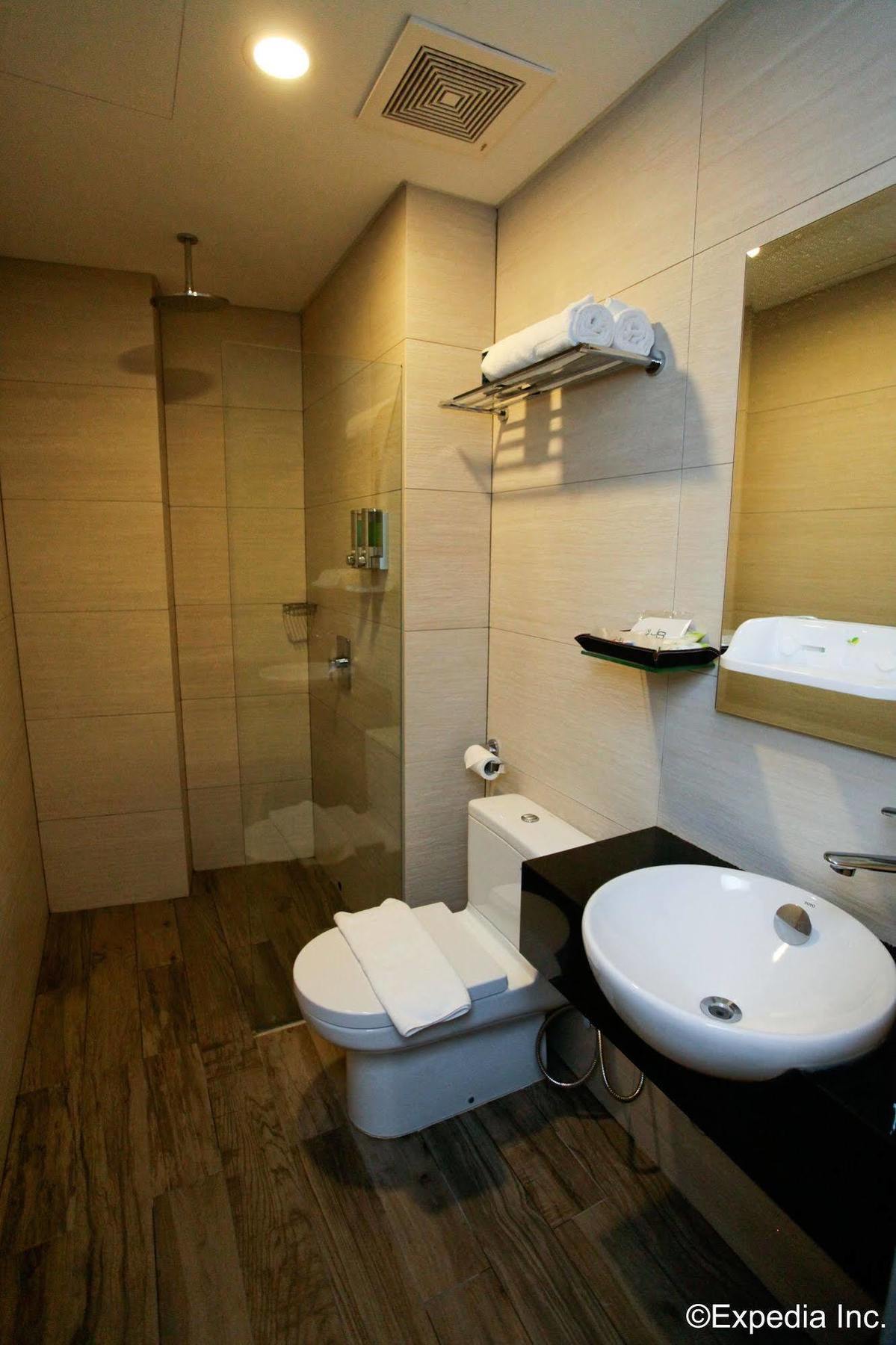 Hotel J8 Singapura